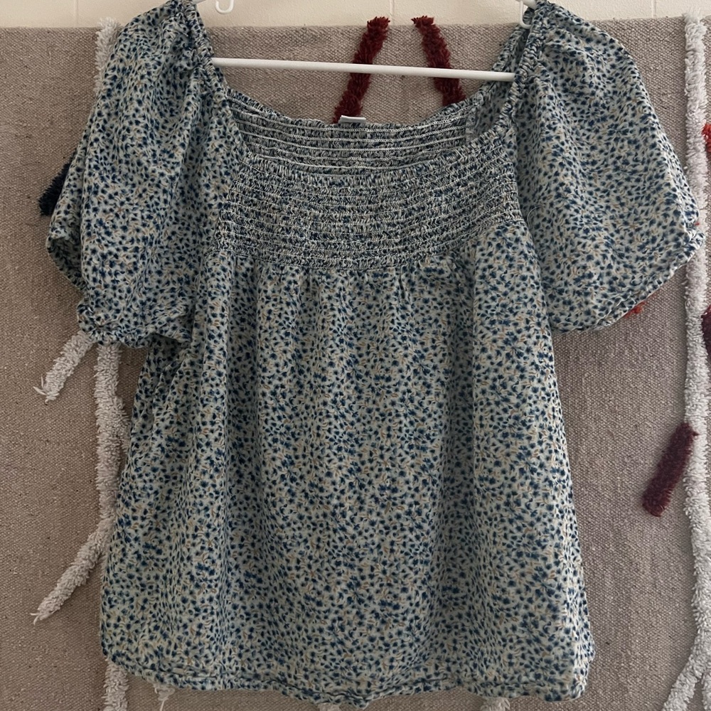 Floral Old Navy Off The Shoulder Top Size XS